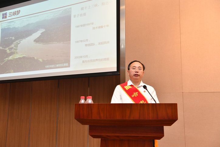 F600826D0D2B9441860742A977B_CDB41817_963B.jpg?e= 冰球突破-冰球电游奢华版_MG冰球游戏